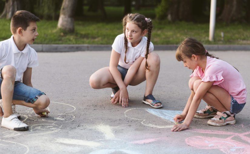 Игры на свежем воздухе в лагере: лето, движение и смех