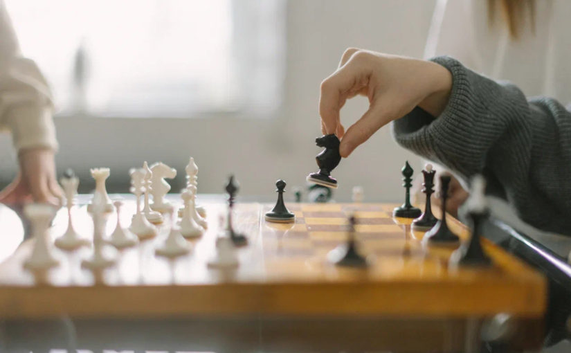 Вожатые и персонал лагеря: как оценить профессионализм. Чек-лист для родителей